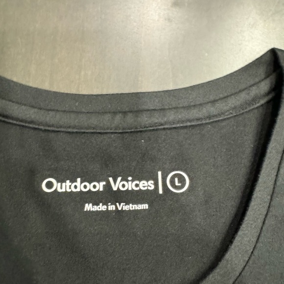 EUC Outdoor Voices Black Tank Top Size Large - Picture 2 of 3